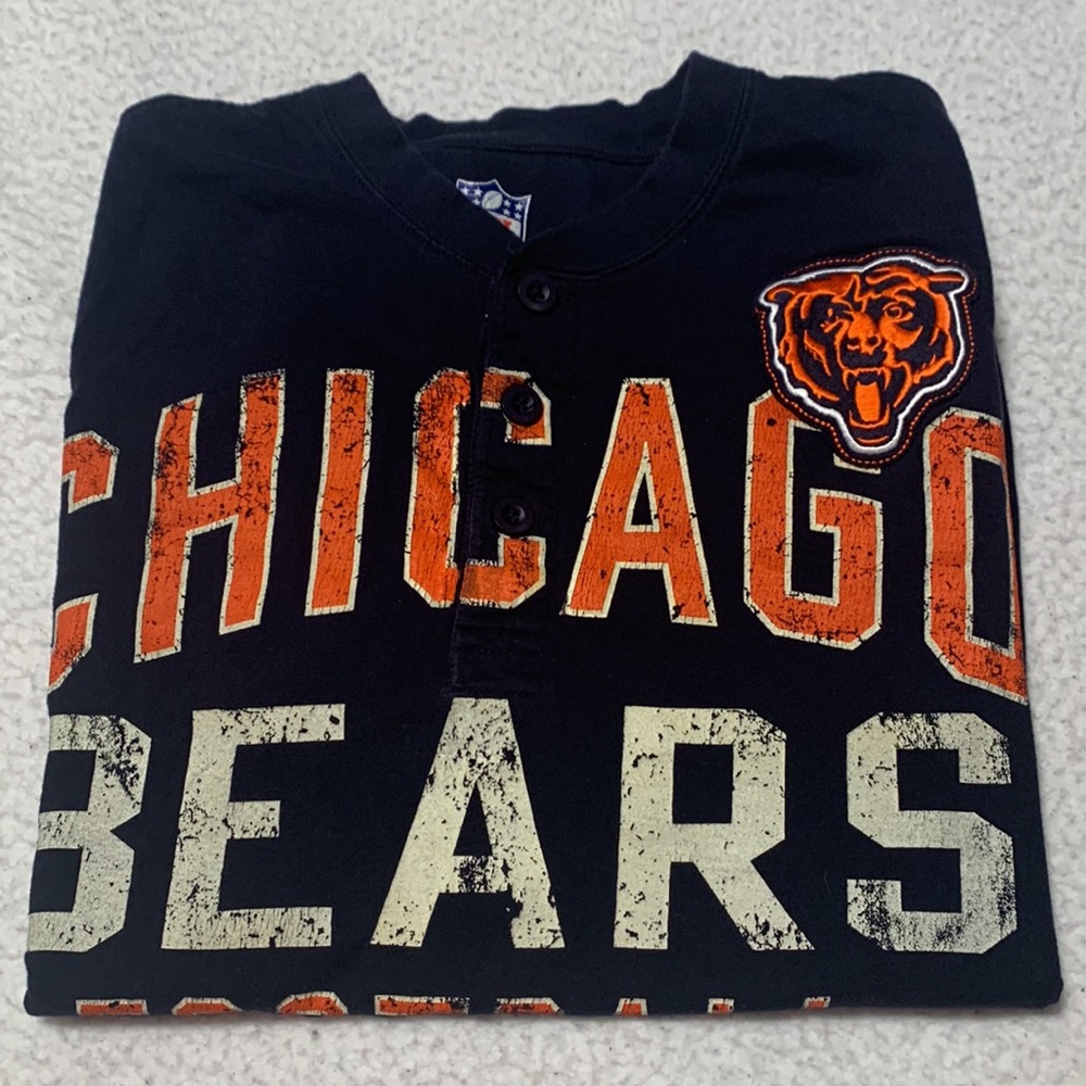 NFL Chicago Bears Men’s L/S Distressed Shirt, EUC, Size Medium - Picture 11 of 11
